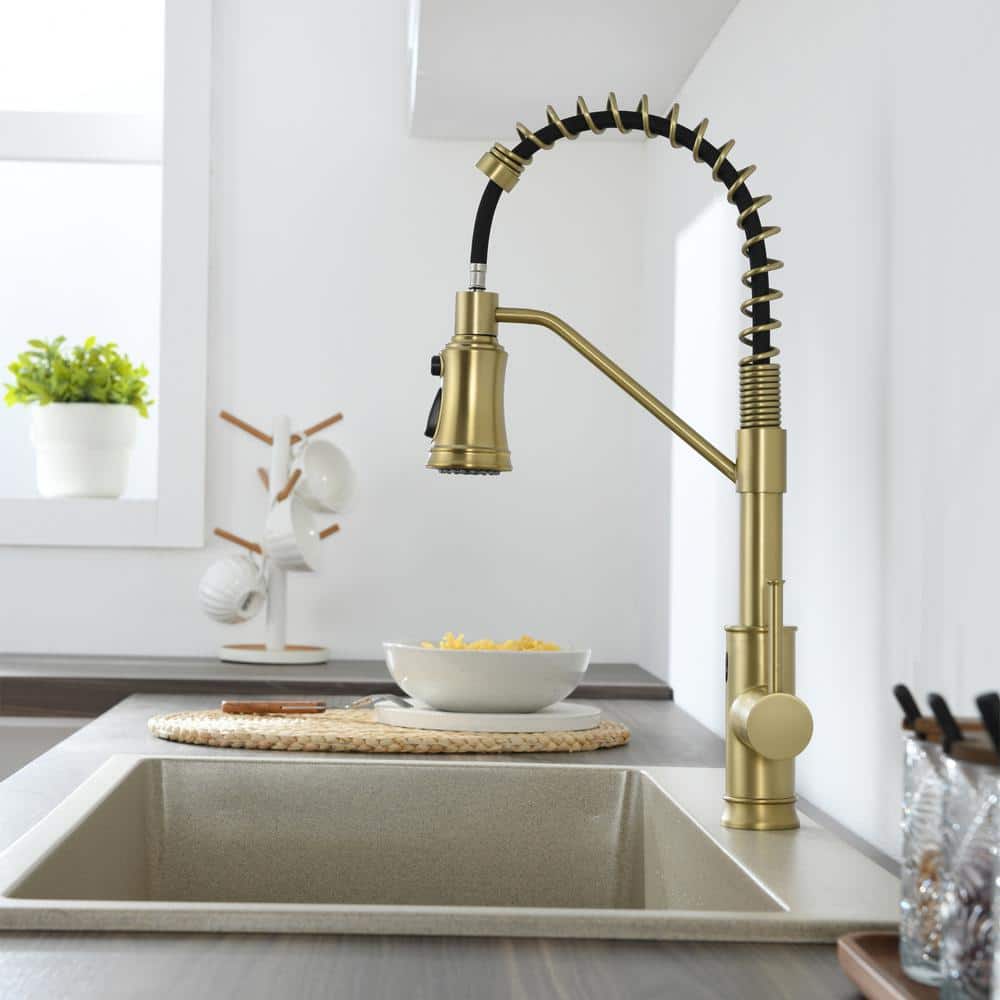 18.7 In. H Single Handle Pull Out Sprayer Kitchen Faucet With 360° Spout Swivel In Brushed Gold