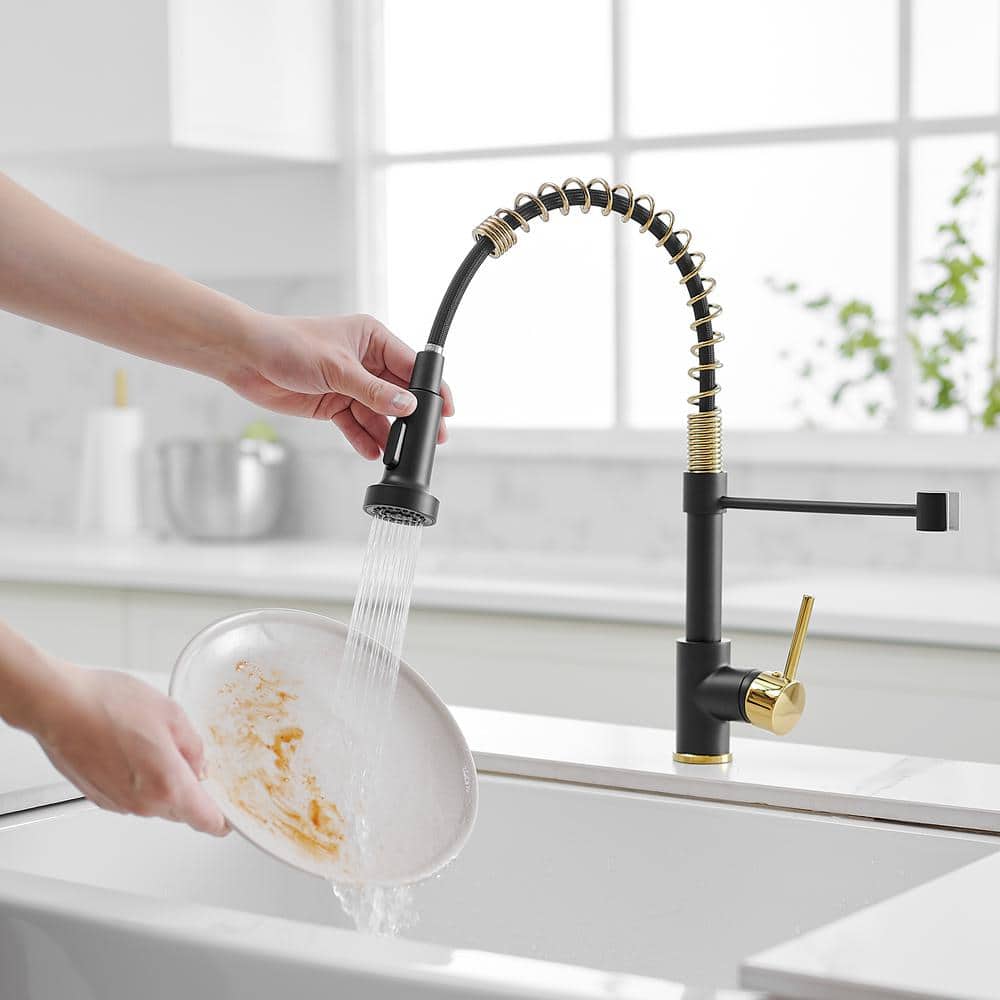 Single-Handle Pull Down Sprayer Kitchen Faucet, Modern High-Arc Pull Out Kitchen Sink Faucet In Black With Matte Black