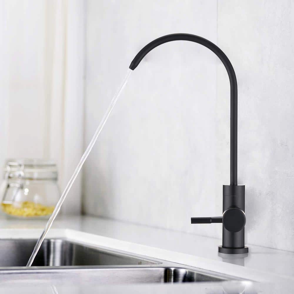 Single Handle Beverage Faucet In Matte Black