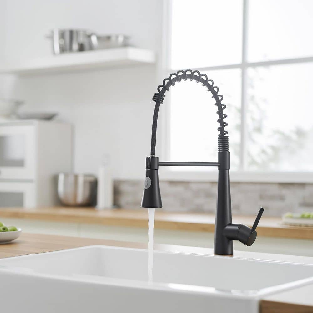  Single Handle Pull Down Sprayer Kitchen Faucet, Single Lever Kitchen Sink Faucet In Black