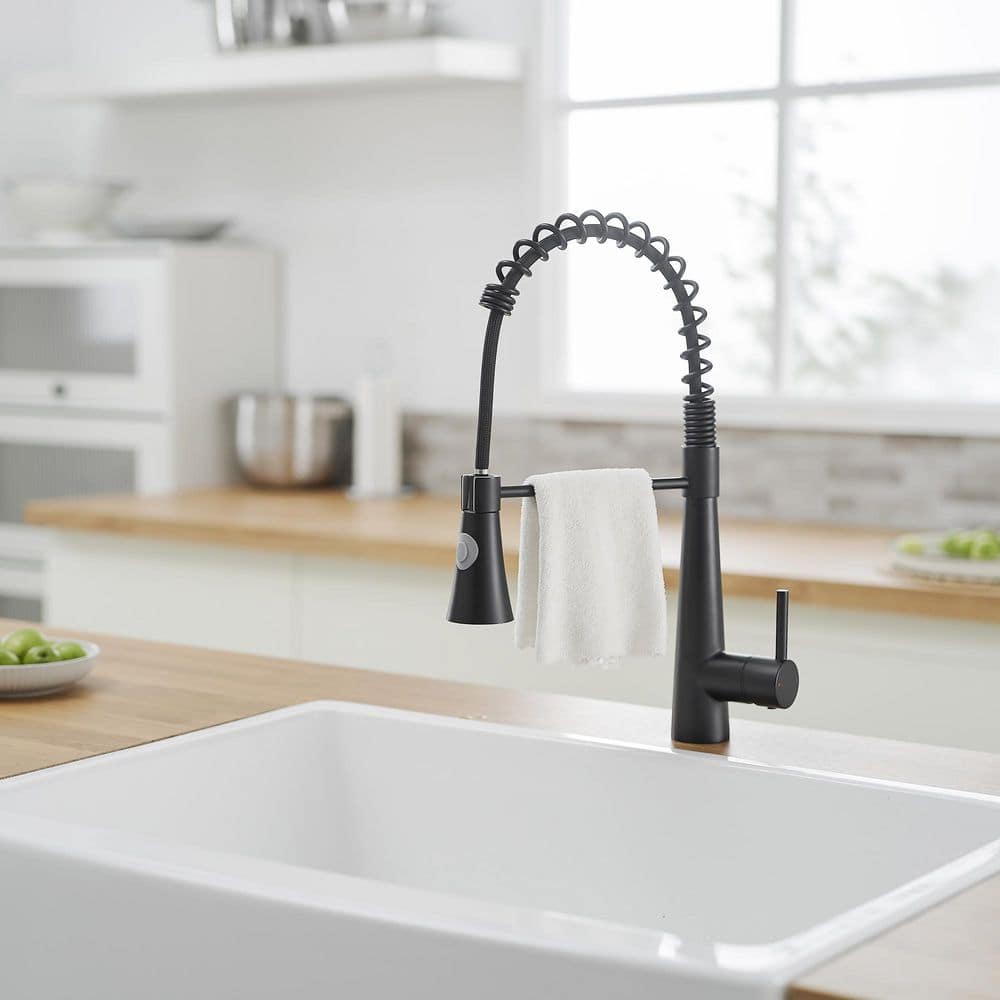  Single Handle Pull Down Sprayer Kitchen Faucet, Single Lever Kitchen Sink Faucet In Black