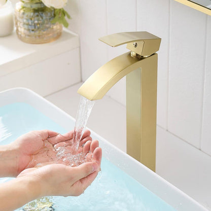  15.2 In 360° Spout Swivel Black Kitchen Faucet With Pull Out Sprayer, Single Handle Lever Kitchen Sink Faucet