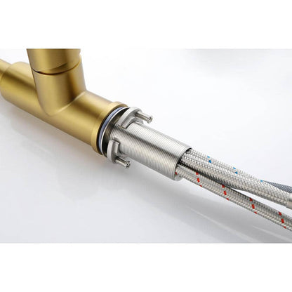  Single Handle Kitchen Sink Faucet With Pull Out Sprayer In Brushed Gold