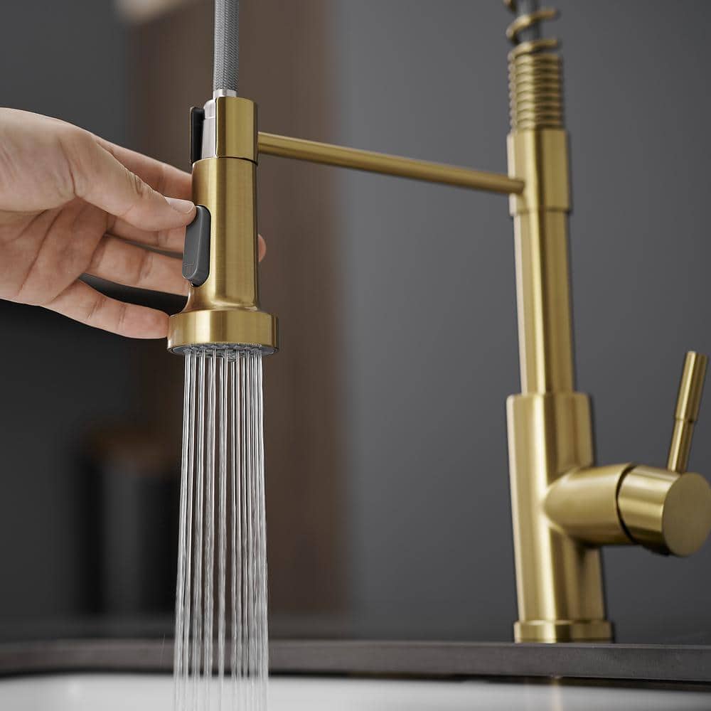  Single Handle Pull Out Sprayer Kitchen Faucet In Brushed Gold
